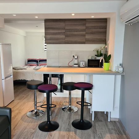 Spacieux Studio Dans Le Beaujolais Saint-Georges-de-Reneins Buitenkant foto